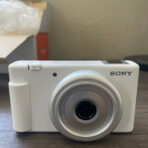 Used Sony ZV-1F Digital Camera (White) - Like New 🍥🎀📷 - Image 2