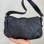 Authentic vintage Coach Soho shoulder bag black medium - Image 3
