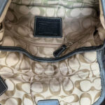 Authentic vintage Coach Soho shoulder bag black medium - Image 8