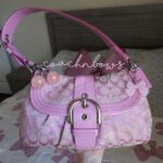 Vintage Barbie Pink Soho Buckle Signature Cs Rare Shoulder Purse🩷🍒 - Image 2