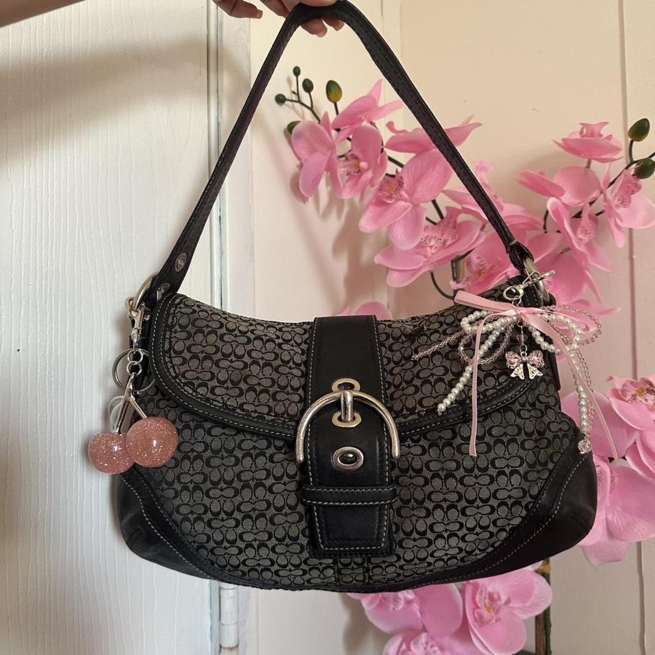 P0_23_e113b562-58d2-432b-a8c2-b840fbd2a7b8 Coach Signature Soho Flap Shoulder Bag (Early 2000s) β¨ππ·ππ©°π - Image 1