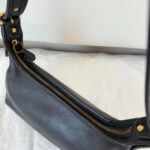 Vintage Coach small legacy hobo shoulder bag - Image 4