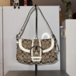 Coach Y2K Mini Soho Khaki/Ivory🌺🩷 - Image 8