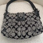 🩷🍒Vintage soho coach purse in light gray and black🩷🍒 - Image 3