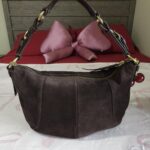 Y2K Vintage Coach Soho Brown Gold Suede Shoulder Bag Purse🤎🌆 - Image 4