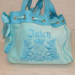 Vintage Juicy Couture Baby Blue Daydreamer Bag Bow Scottie Dogs Velour Gold💜🍇