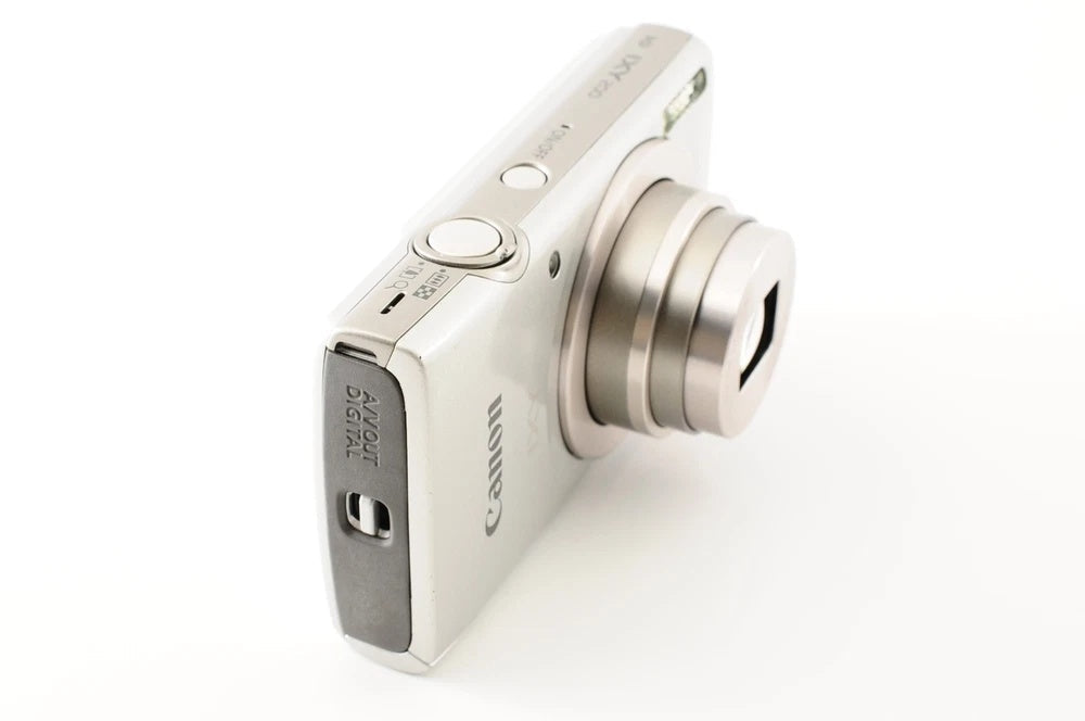 💿 Y2K ESSENTIAL Canon IXY 200 // Silver ELPH 185 [Near MINT Boxed Set] 💿 - Image 4