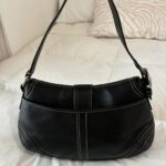 Coach Soho Size Medium🖤🍫 - Image 2