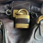 Brown Chloe Paddington Bag With Gold Hardware🤎🌆 - Image 4