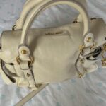 Authentic Cream Miu Miu Vitello Lux Bow Bag With Gold Hardware🤍🗻 - Image 3