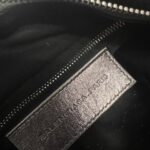 🩷🍒Preowned RARE BALENCIAGA METALLIC SILVER CITY BAG🩷🍒 - Image 5