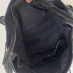 🥬🎄Preowned Authentic black Balenciaga city bag🥬🎄 - Image 5