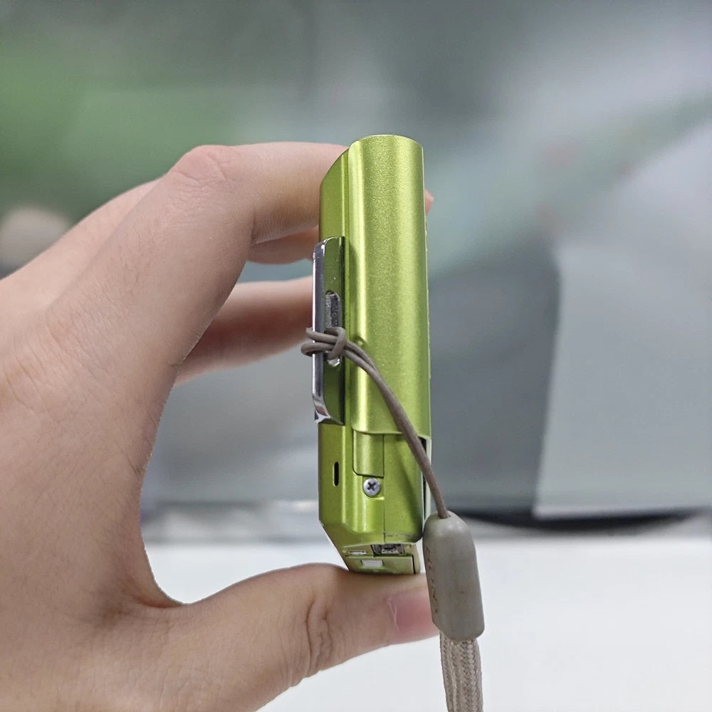 🔋 CYBER-CHIC // Neon Green Sony Cyber-shot DSC-T77 [Full Bundle] 📟 - Image 5