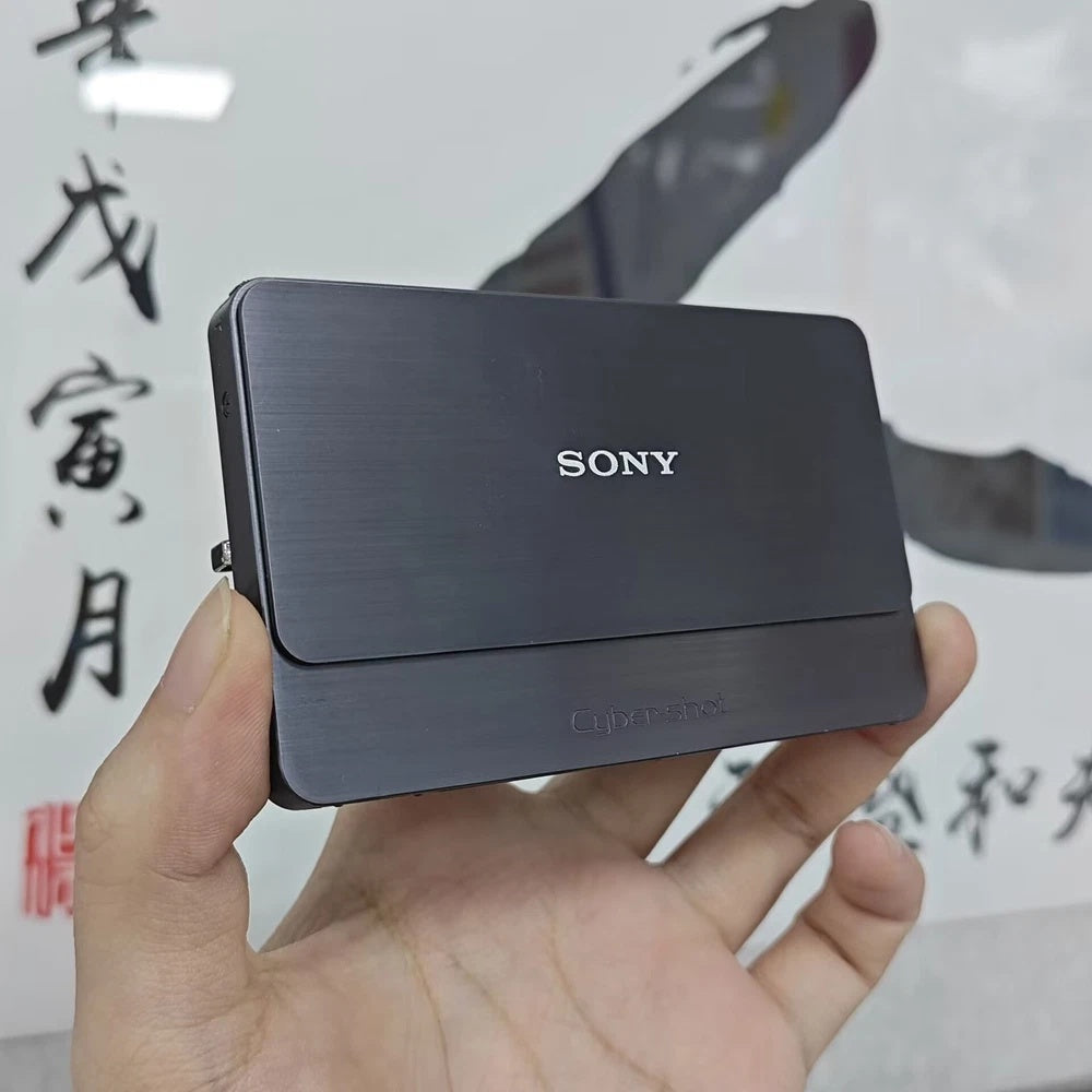 🔘 MINIMALIST GRAIL // Brushed Grey Sony Cyber-shot DSC-T700 📂 4GB Internal Memory - Image 2